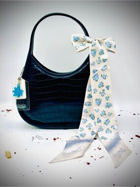 Ergo Bag In Croc Embossed
Coachtopia Leather